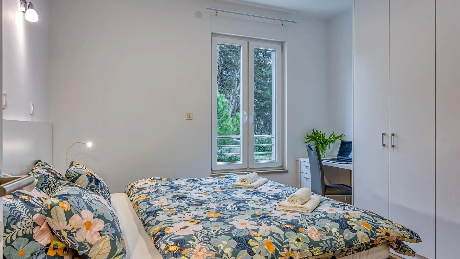 Cikat Bay Modern Apartment - Happy Rentals Mali Losinj