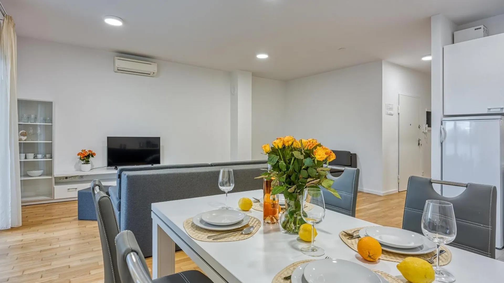 Cikat Bay Modern Apartment - Happy Rentals Mali Losinj