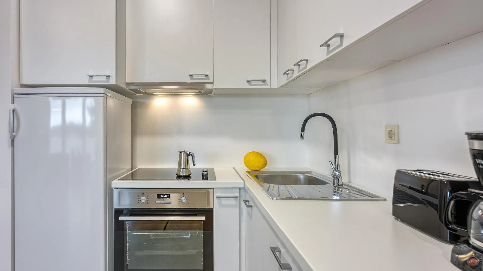 Cikat Bay Modern Apartment - Happy Rentals Mali Lošinj 0*,  Chorwacja
